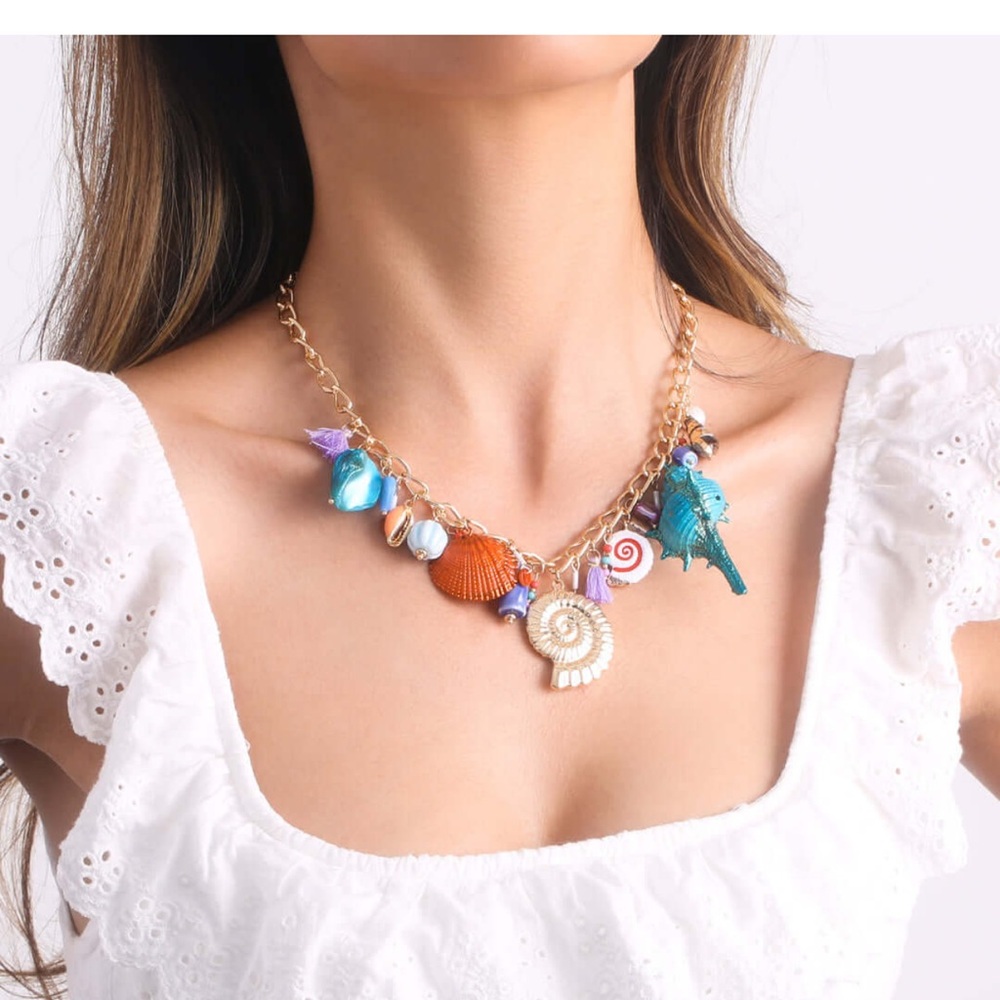 NWT- Verdivine Seashell Necklace